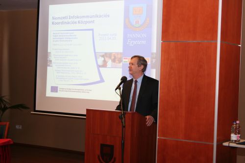 Friedler Ferenc, a Pannon Egyetem rektora